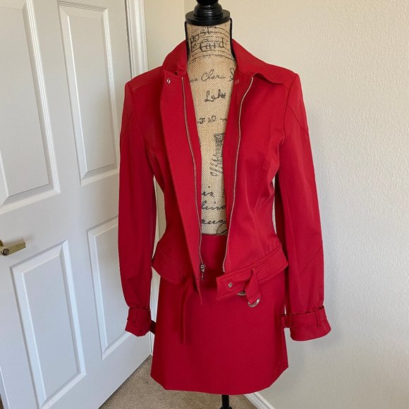 Cache Suit - Picture 6 of 12